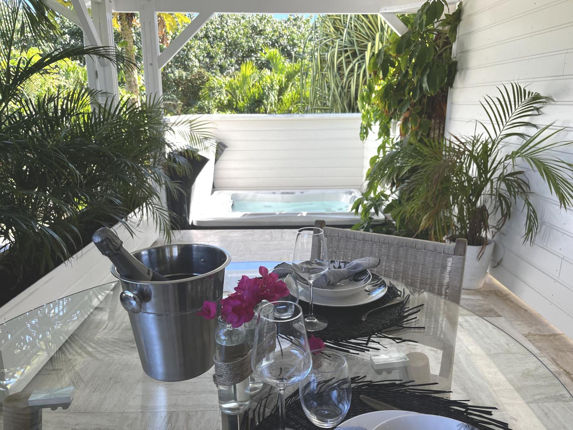 Pomme Cannelle Luxury Suites & Spa Orient Bay Quarto foto
